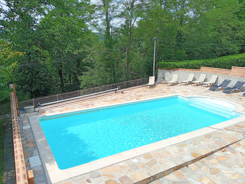 French property for sale in Argentat-sur-Dordogne, Corrèze - €378,000 - photo 2