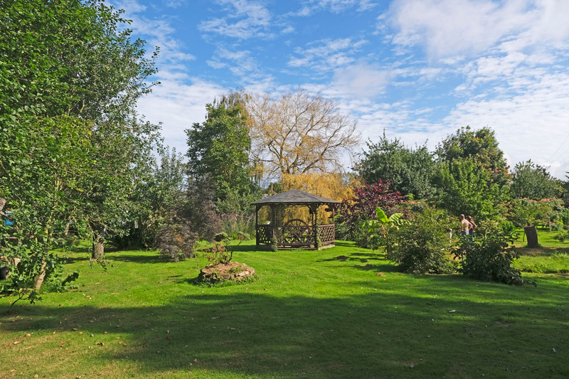 French property for sale in Plestin-les-Grèves, Côtes-d'Armor - €1,095,000 - photo 9