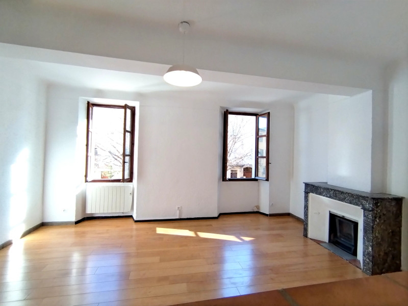 French property for sale in Solliès-Toucas, Var - €123,900 - photo 1