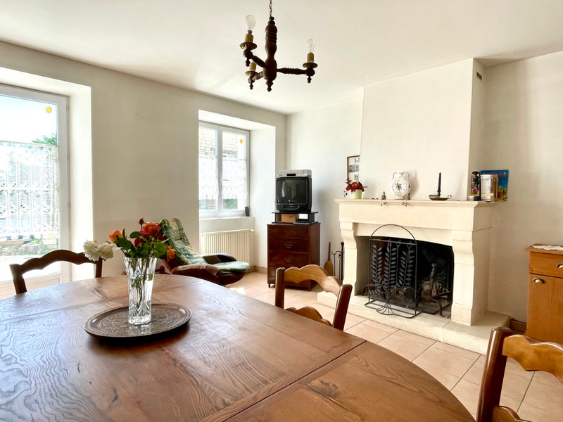 French property for sale in Ambérac, Charente - €139,520 - photo 2