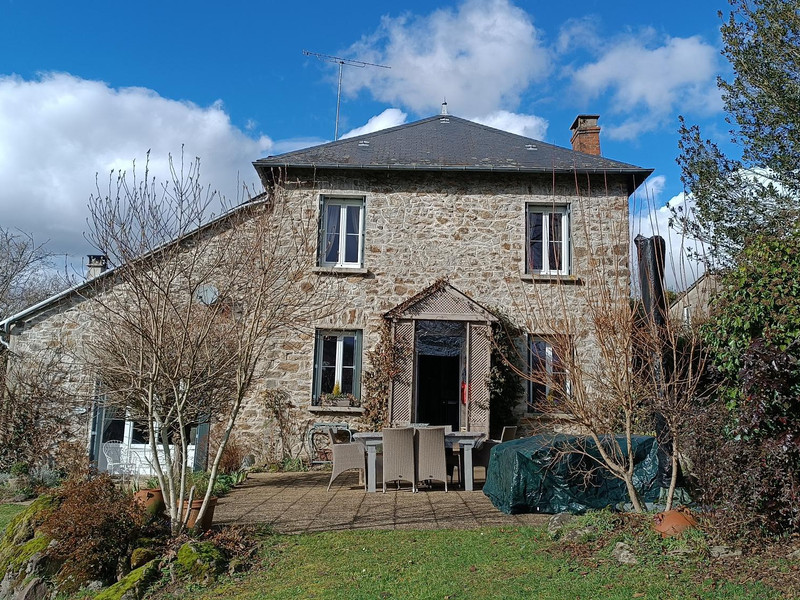 Propriété à vendre à Azat-Châtenet, Creuse - 178 200 €
