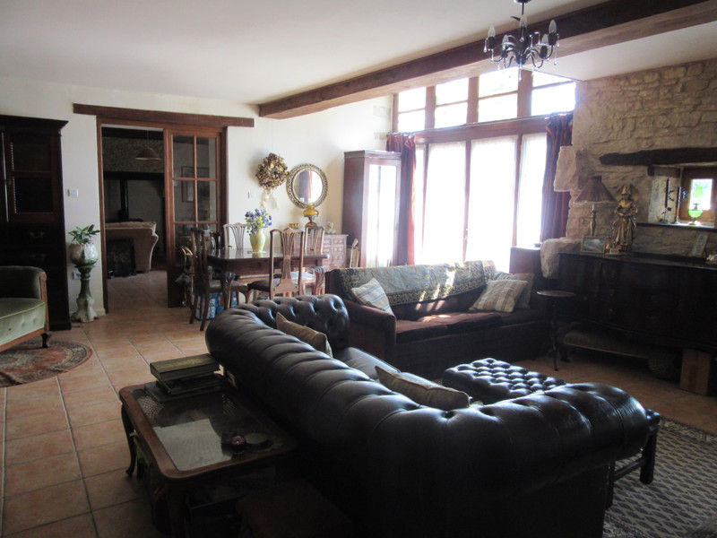 French property for sale in Savigné, Vienne - €187,500 - photo 2