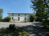 Propriété à vendre à Cheffois, Vendée - 194 400 € - photo n°1