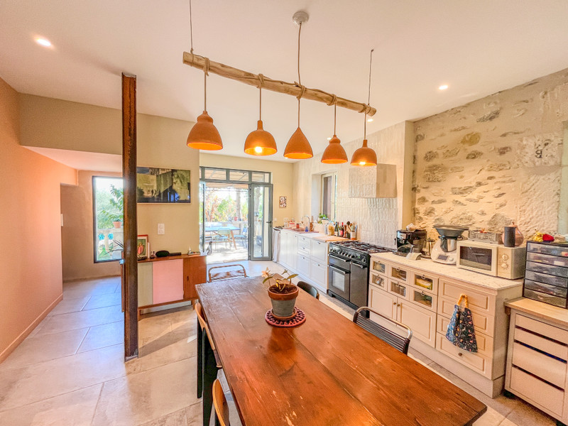 French property for sale in Neffiès, Hérault - €573,000 - photo 4
