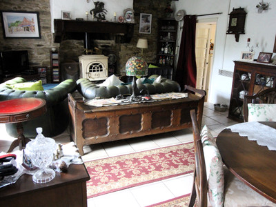 French property for sale in Châteauneuf-du-Faou, Finistère - €132,500 - photo 5