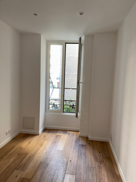 French property for sale in Nice, Alpes-Maritimes - €200,000 - photo 4
