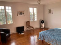 Maison à vendre à L'Isle-Jourdain, Vienne - 280.000 € - photo 8