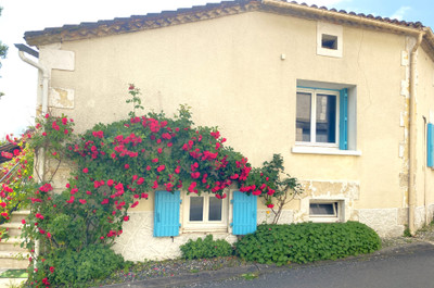 French property for sale in Charras, Charente - €132,000 - photo 8