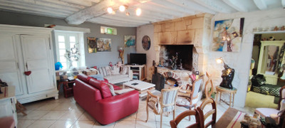 French property for sale in Commes, Calvados - €425,000 - photo 2