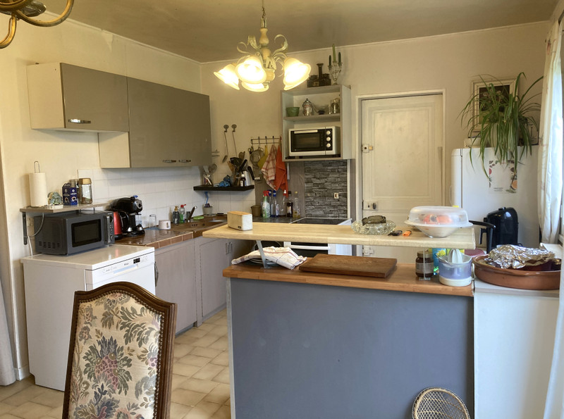 French property for sale in Mauprévoir, Vienne - €112,000 - photo 4