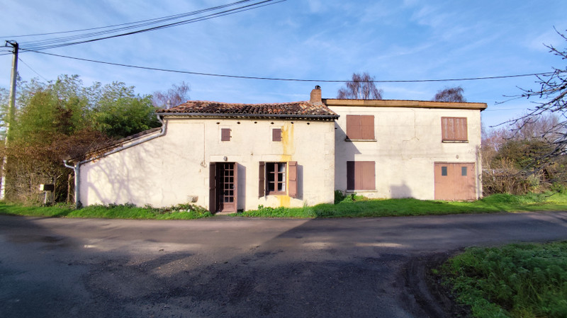 French property for sale in Chassiecq, Charente - €79,995 - photo 0