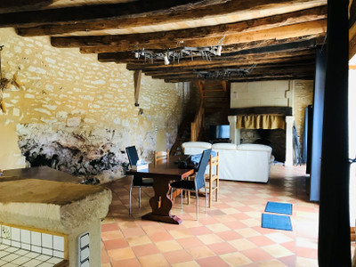 French property for sale in Les Eyzies, Dordogne - €215,053 - photo 4
