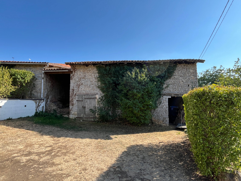 French property for sale in Voulême, Vienne - €79,950 - photo 11