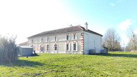 Maison à vendre à Mérignac, Charente-Maritime - 349.800 € - photo 2