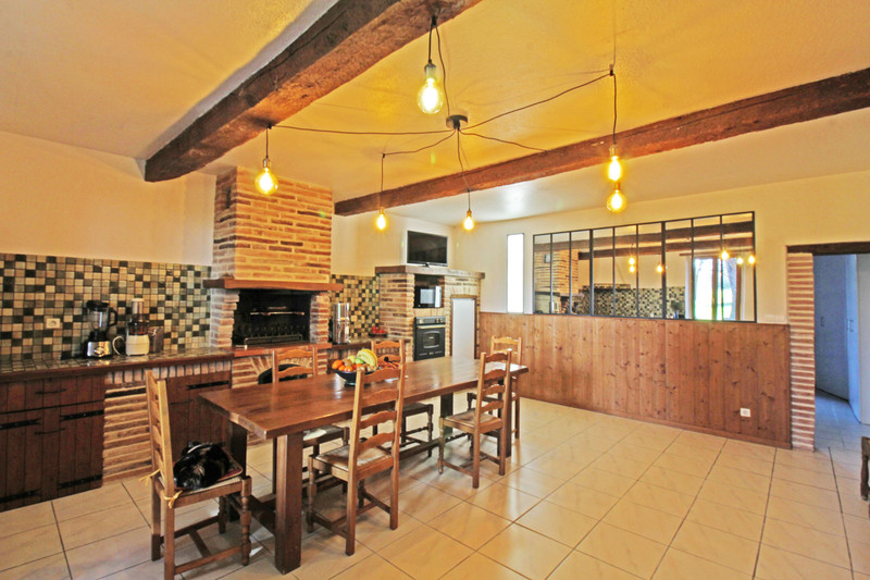 French property for sale in Montesquieu-Volvestre, Haute-Garonne - €422,000 - photo 2
