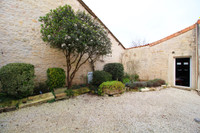 Maison à vendre à Bessé, Charente - 119.900 € - photo 11