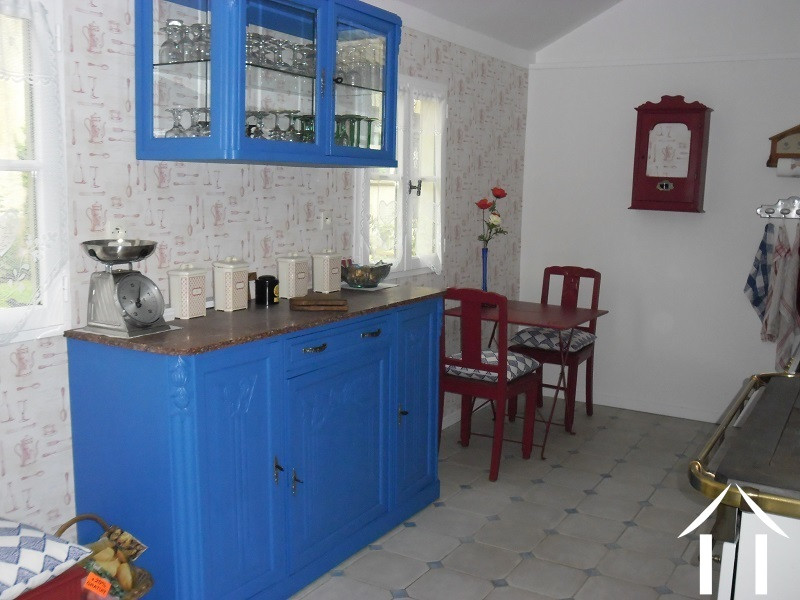 French property for sale in Vézelay, Yonne - €349,500 - photo 3