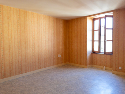 French property for sale in Pressignac, Charente - €77,000 - photo 4