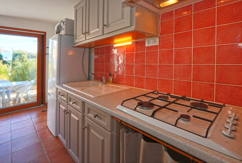 French property for sale in Saint-Saturnin-lès-Apt, Vaucluse - €680,000 - photo 5