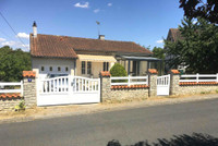 Propriété à vendre à L'Isle-Jourdain, Vienne - 138 000 € - photo n°1