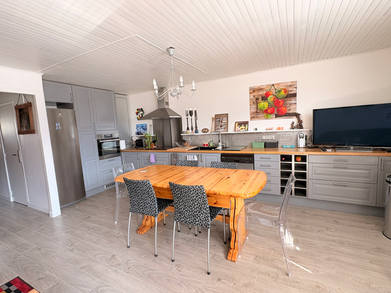French property for sale in Les Deux Alpes, Isère - €650,000 - photo 0