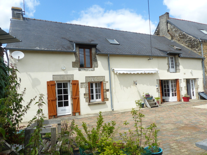 Maison à vendre à La Croix-Helléan, Morbihan - 180 000 € - photo 1