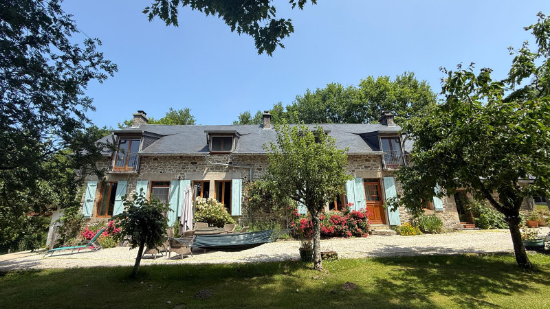 Maison à vendre à Chamberet, Corrèze - 309.900 € - photo 1