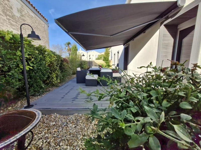 French property for sale in Aigrefeuille-d'Aunis, Charente-Maritime - €489,475 - photo 1