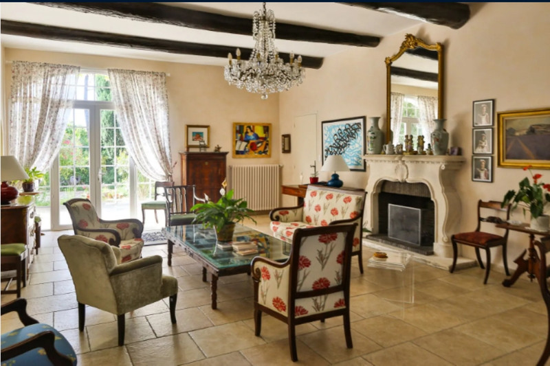 French property for sale in Saint-Saturnin-lès-Avignon, Vaucluse - €578,000 - photo 1