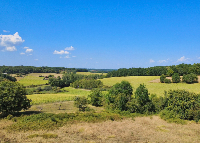 French property for sale in Saint-Romain, Charente - €199,000 - photo 9
