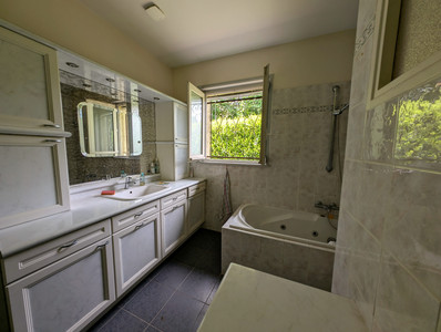 French property for sale in Montmerle-sur-Saône, Ain - €355,100 - photo 7