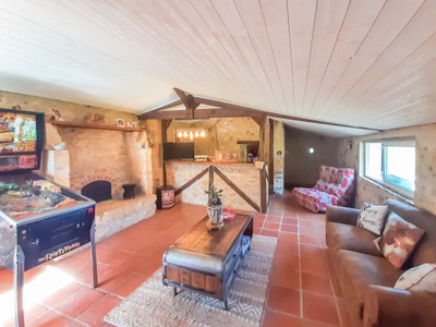 French property for sale in Antonne-et-Trigonant, Dordogne - €460,000 - photo 3