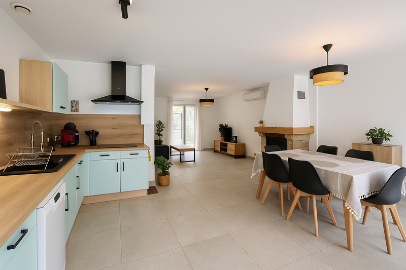 French property for sale in Rocbaron, Var - €430,000 - photo 4