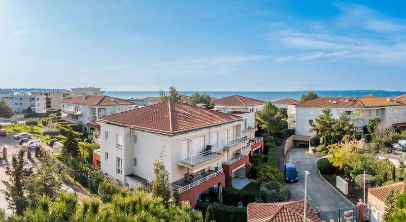 French property for sale in Antibes, Alpes-Maritimes - €1,130,000 - photo 4