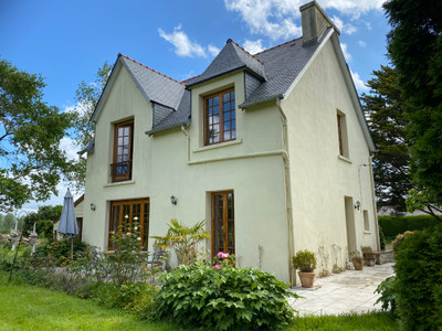 Maison à vendre à Plonévez-du-Faou, Finistère, Bretagne, avec Leggett Immobilier