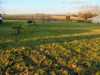 French property for sale in Yviers, Charente - €152,600 - photo 4