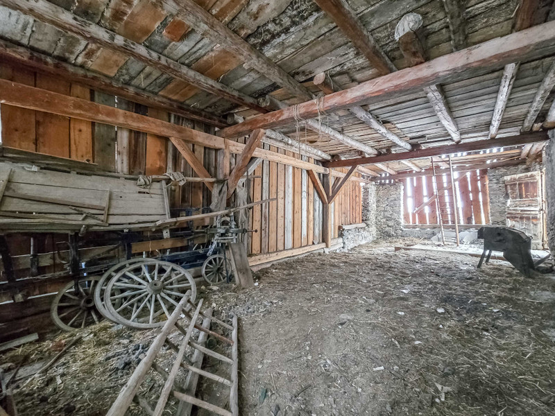 French property for sale in Saint-Jean-de-Belleville, Savoie - €215,000 - photo 11