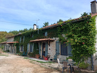 Propriété à vendre à Civray, Vienne - 304 950 € - photo n°1