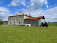 Maison à vendre à Alloinay, Deux-Sèvres - 359.500 € - photo 3