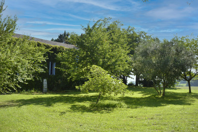 Maison à vendre à Sénestis, Lot-et-Garonne, Aquitaine, avec Leggett Immobilier