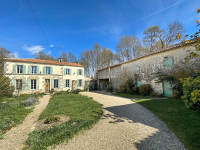 Maison à vendre à Saint-Sulpice-de-Cognac, Charente, Poitou-Charentes, avec Leggett Immobilier