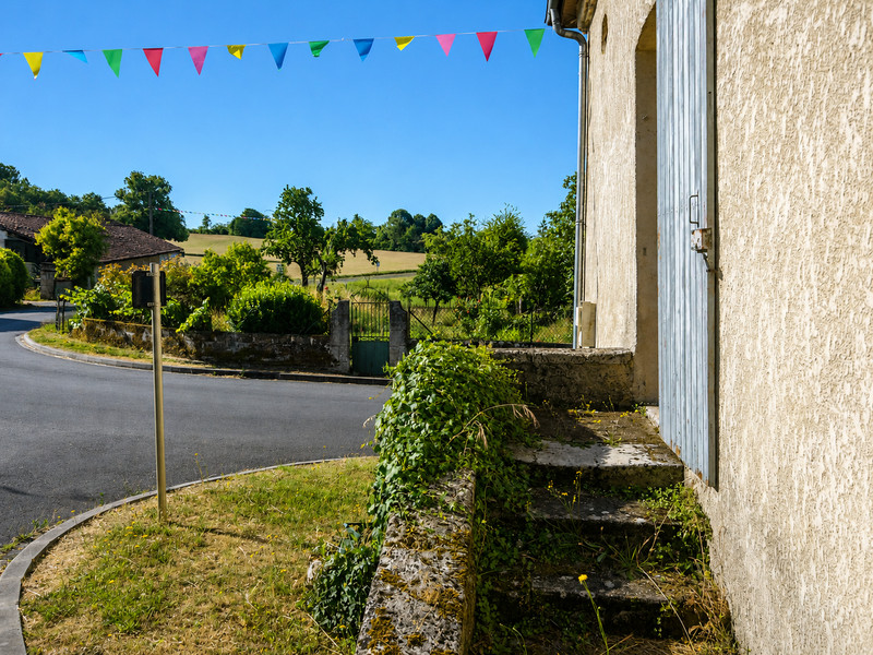 French property for sale in Yviers, Charente - €49,600 - photo 1