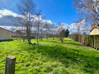 Terrain à vendre à Rochechouart, Haute-Vienne - 37.500 € - photo 3