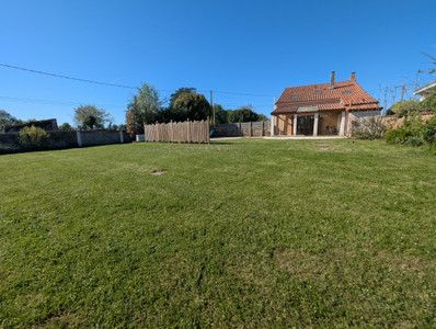 French property for sale in Sigournais, Vendée - €201,960 - photo 1