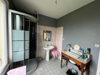 Maison à vendre à Ger, Manche - 255.000 € - photo 3