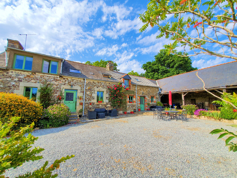 French property for sale in Hémonstoir, Côtes-d'Armor - €279,900 - photo 0