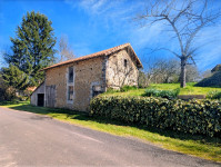 Propriété à vendre à Valence-en-Poitou, Vienne - 147 000 € - photo n°10