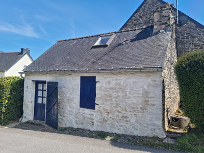 Maison à vendre à Paule, Côtes-d'Armor, Bretagne, avec Leggett Immobilier