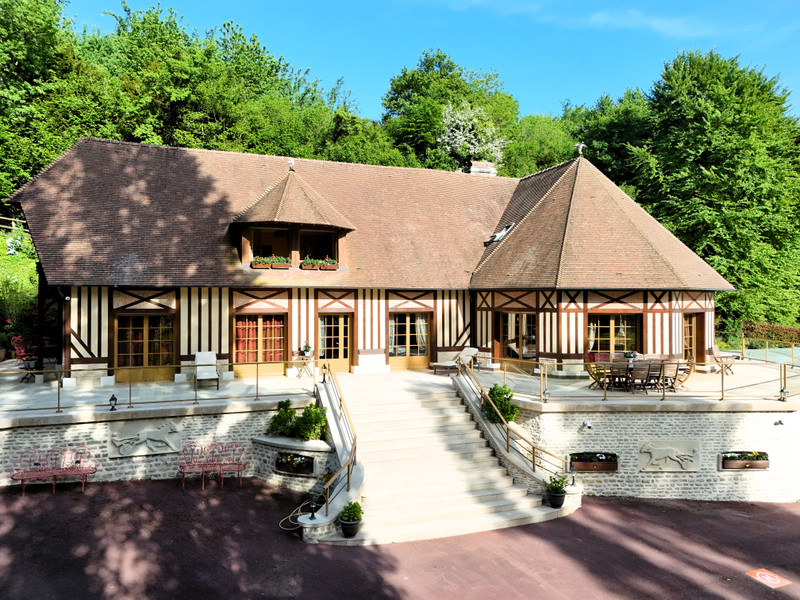 French property for sale in Pont-l'Évêque, Calvados - €1,470,000 - photo 7
