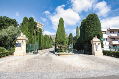 French property for sale in Nice, Alpes-Maritimes - €645,000 - photo 9